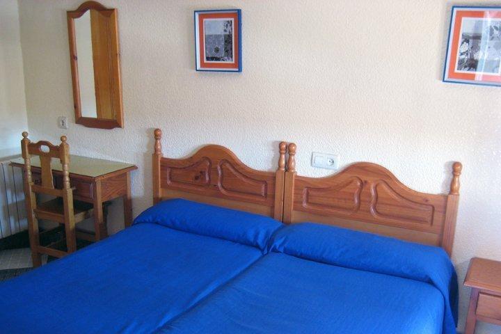 אלמריה Hostal Delfin Verde מראה חיצוני תמונה