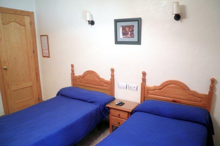אלמריה Hostal Delfin Verde מראה חיצוני תמונה