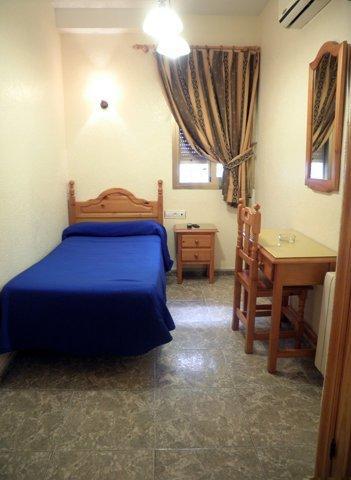אלמריה Hostal Delfin Verde מראה חיצוני תמונה